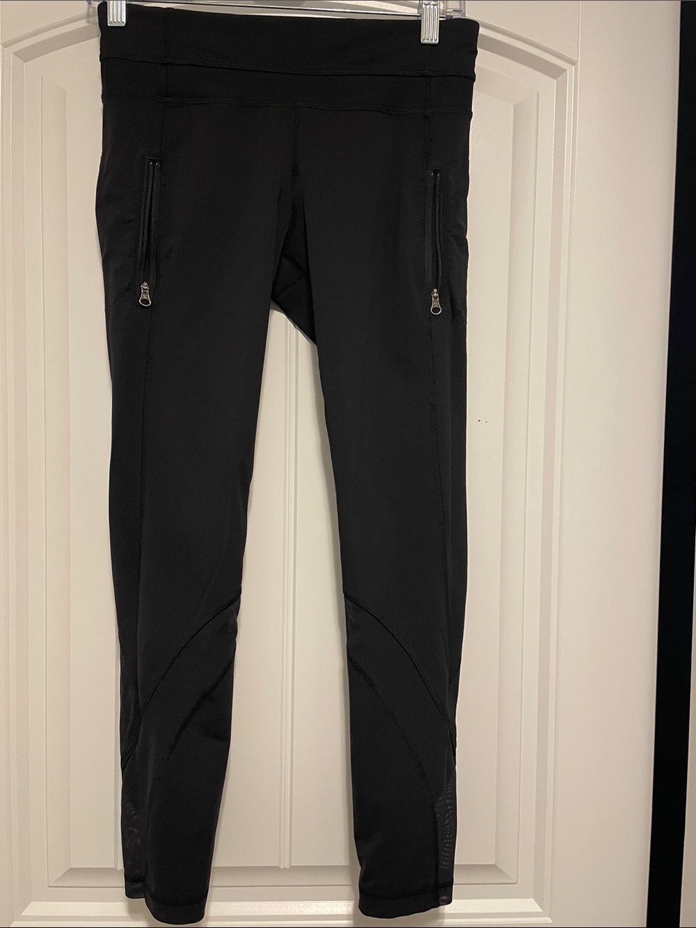 Lululemon Black Women’s Cropped Leggings